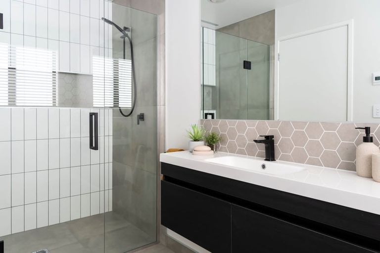 Photo of property in 38 Vintry Drive, Huapai, 0810