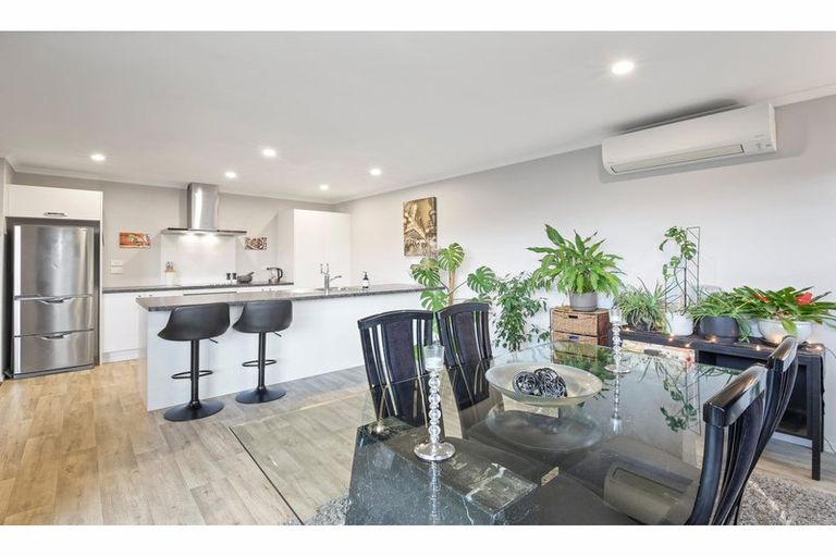 Photo of property in 16 George Square West, Wigram, Christchurch, 8025