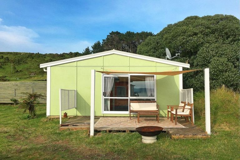 Photo of property in 14 Wainamu Road, Raglan, 3297