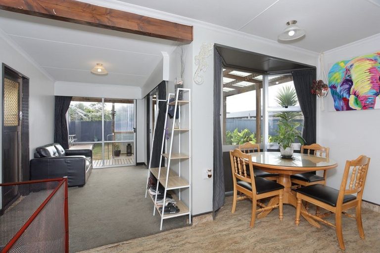 Photo of property in 100 Lethbridge Street, Feilding, 4702