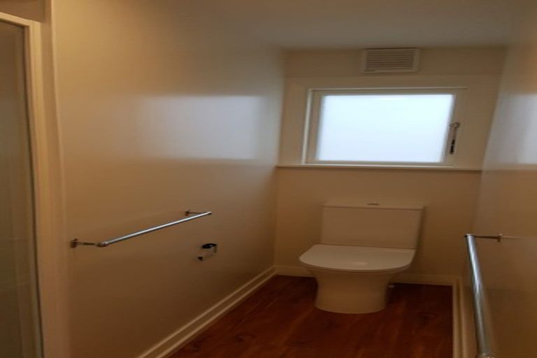 Photo of property in 28 Overtoun Terrace, Hataitai, Wellington, 6021