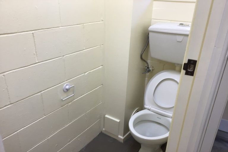 Photo of property in 2 Gorrie Road, Regent, Whangarei, 0112