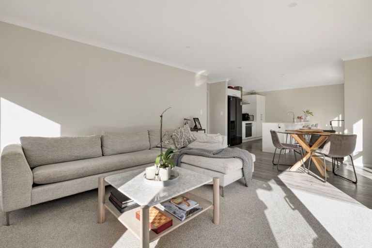 Photo of property in 3 Tractor Way, Papamoa, 3118