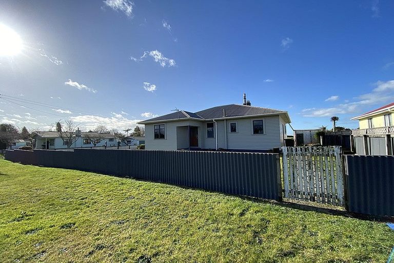 Photo of property in 19 Kent Terrace, Midhirst, Stratford, 4394
