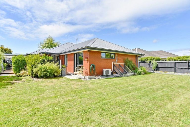 Photo of property in 23 Kotare Avenue, Rangiora, 7400