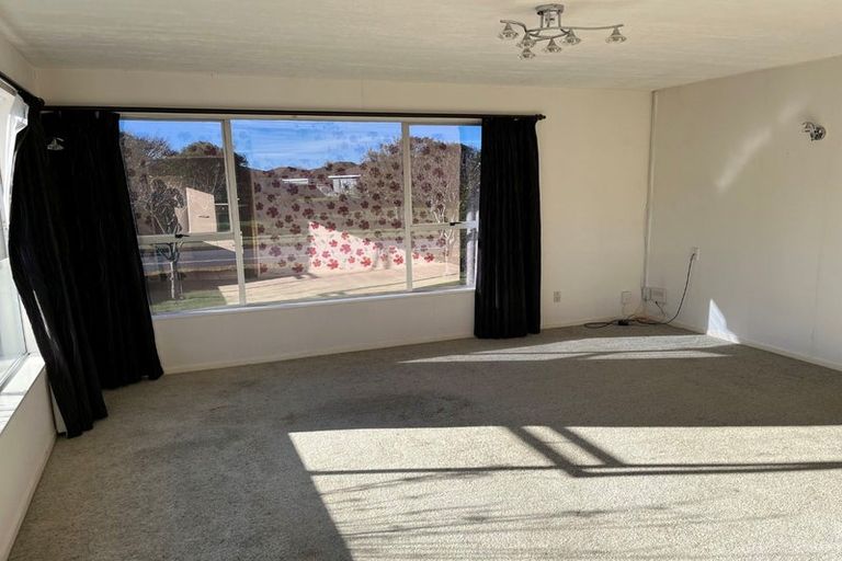 Photo of property in 37 Vanguard Drive, Broomfield, Christchurch, 8042