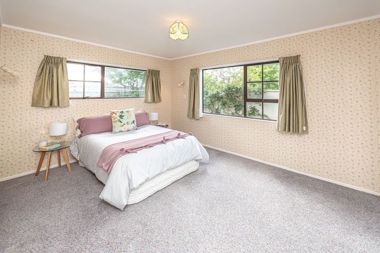 Photo of property in 5 Hampton Place, Springvale, Whanganui, 4501