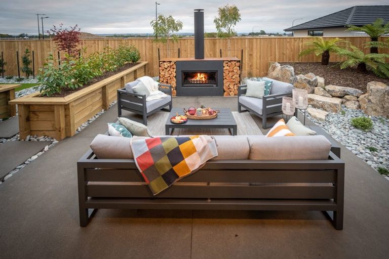Photo of property in 38 Vintry Drive, Huapai, 0810
