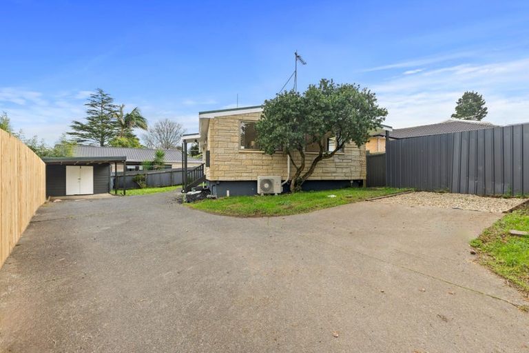 Photo of property in 2/12 Christmas Road, Manurewa, Auckland, 2102