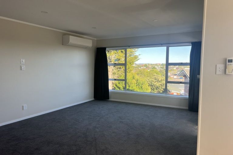 Photo of property in 33a Russleigh Drive, Dinsdale, Hamilton, 3204