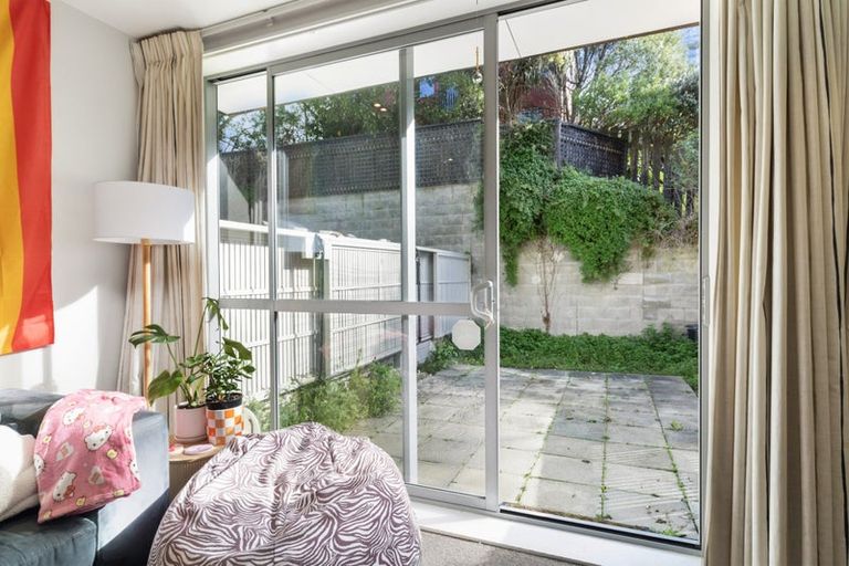 Photo of property in Altar Apartments, 56/120u Rintoul Street, Newtown, Wellington, 6021