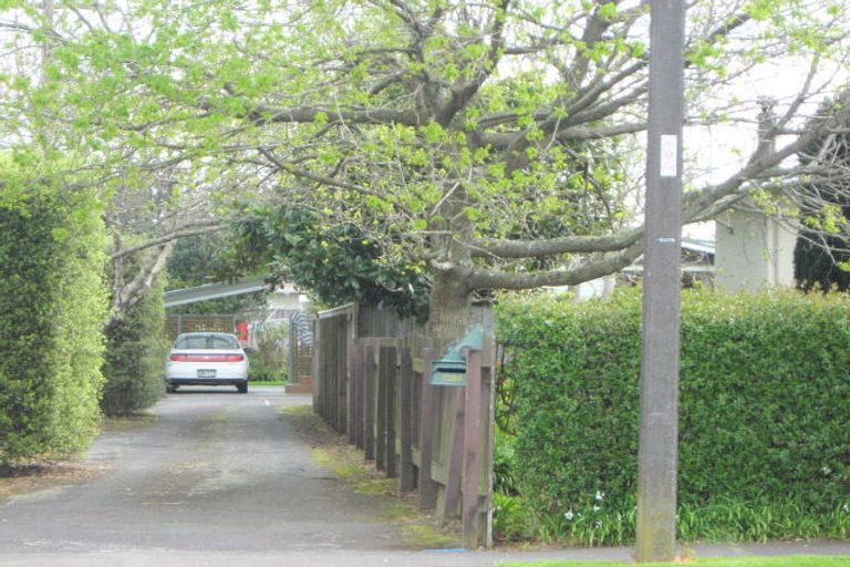 Photo of property in 128 Govett Avenue, Frankleigh Park, New Plymouth, 4310