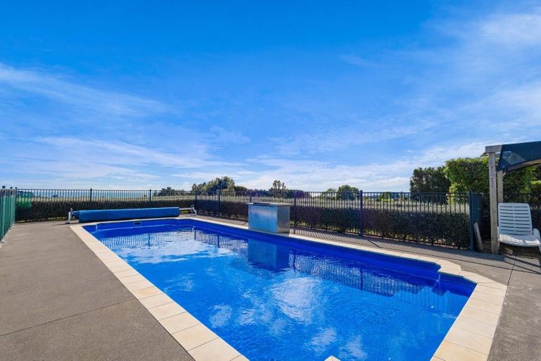 Photo of property in 51 Wilson Road, Urenui, 4375