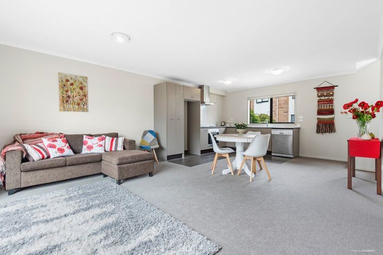 Photo of property in St Claire Village, 213/172 Mcleod Road, Te Atatu South, Auckland, 0610