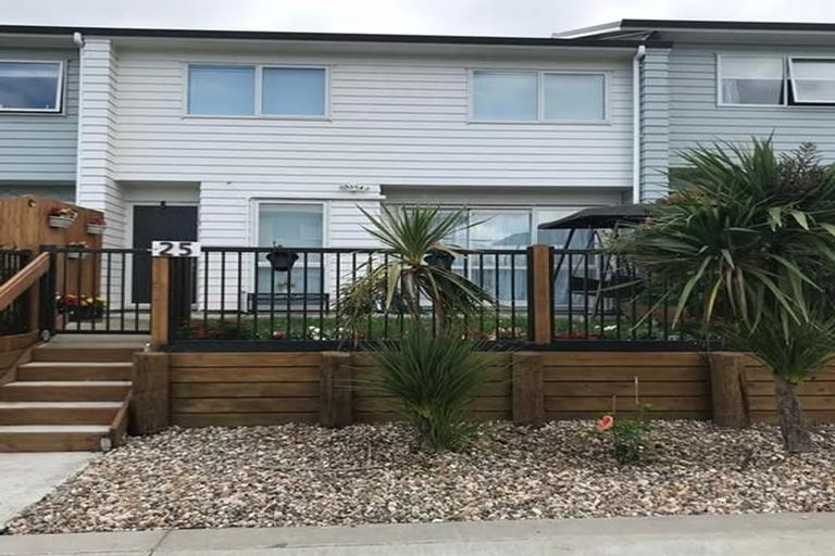 Photo of property in 25 Apple Orchard Way, Sunnyvale, Auckland, 0612