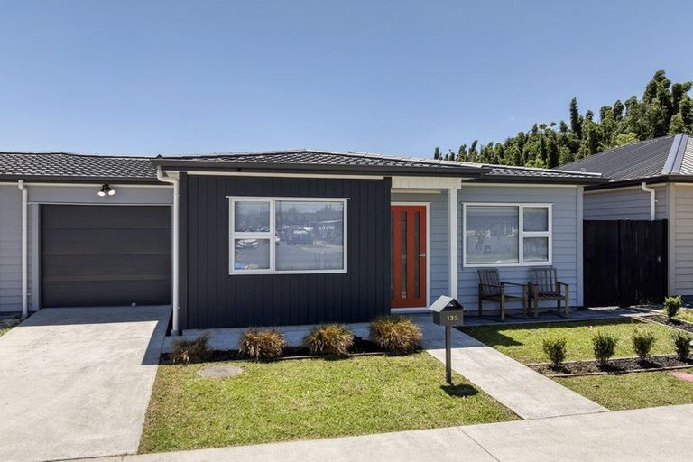Photo of property in 132 Kuaka Drive, Takanini, 2112