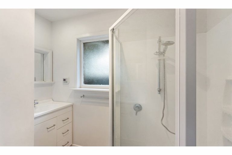 Photo of property in 17 Blankney Street, Hornby, Christchurch, 8042