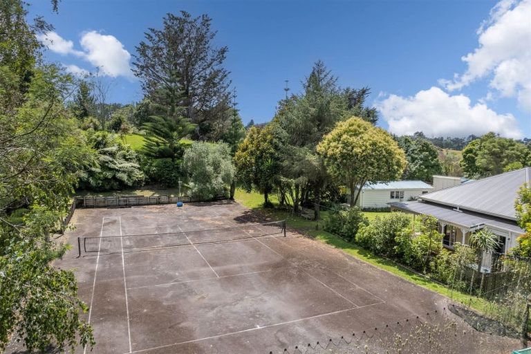 Photo of property in 17 Mudgeways Road, Massey, Auckland, 0614