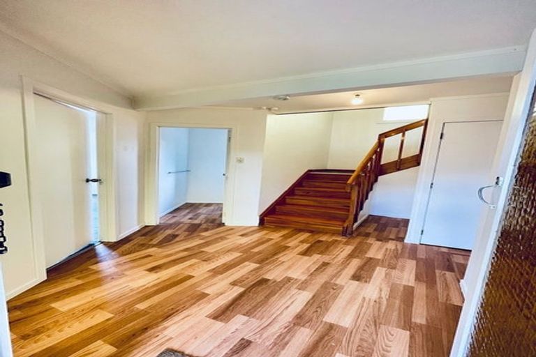 Photo of property in 3 Addison Drive, Glendene, Auckland, 0602
