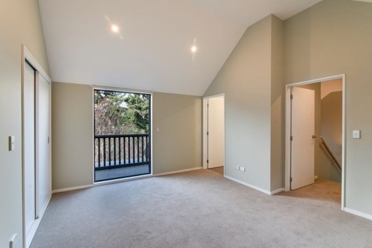 Photo of property in 55 Goldfield Heights, Queenstown, 9300
