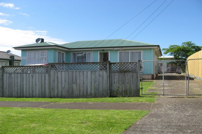 Photo of property in 10 Miro Road, Mangere Bridge, Auckland, 2022