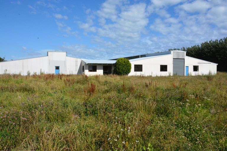 Photo of property in 253 Glover Road, Hawera, 4610