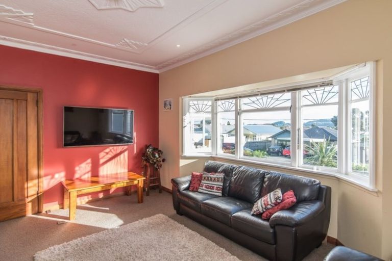 Photo of property in 66 Ira Street, Miramar, Wellington, 6022