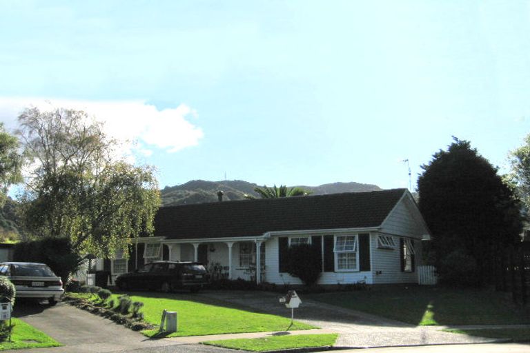 Photo of property in 17 Mataura Grove, Wainuiomata, Lower Hutt, 5014