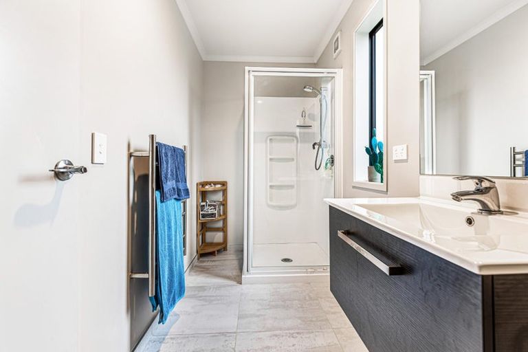 Photo of property in 22 Peihana Road, Hobsonville, Auckland, 0616