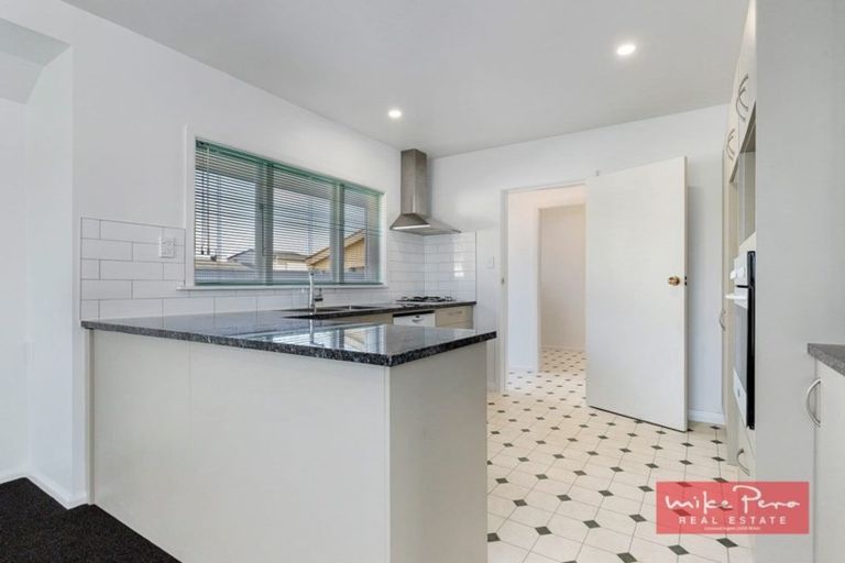 Photo of property in 646 Springs Road, Prebbleton, 7604