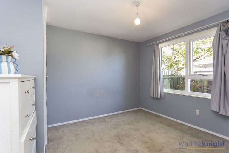 Photo of property in 2/223 Queenspark Drive, Parklands, Christchurch, 8083
