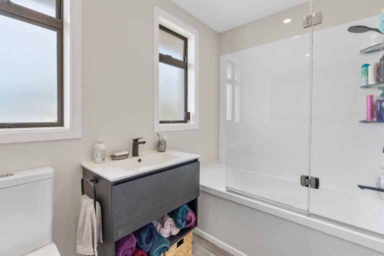 Photo of property in 33 Statham Street, Brockville, Dunedin, 9011