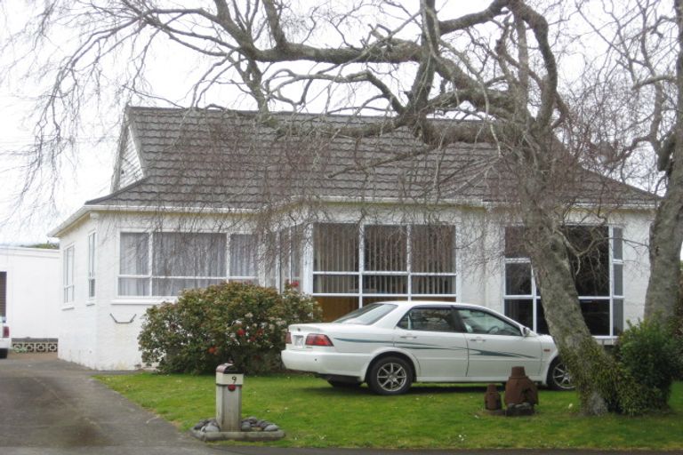 Photo of property in 9 Chard Street, Westown, New Plymouth, 4310