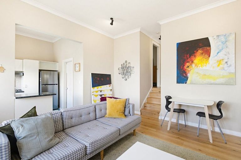 Photo of property in 2a Macdonald Crescent, Te Aro, Wellington, 6011