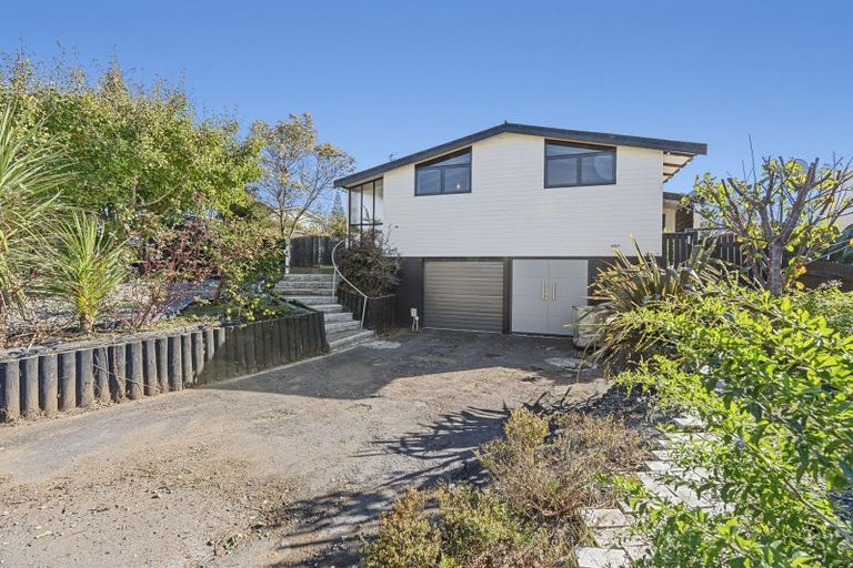 Photo of property in 5 Camellia Avenue, Bell Block, New Plymouth, 4312