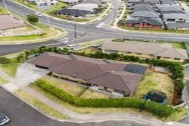 Photo of property in 1 Elena Place, Welcome Bay, Tauranga, 3112