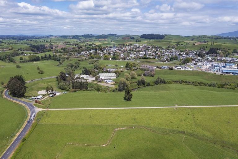 Photo of property in 49 Okoroire Road, Tirau, 3410