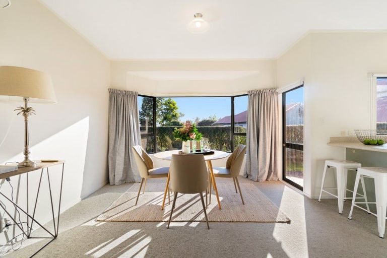 Photo of property in 35 Selwyn Road, Havelock North, 4130