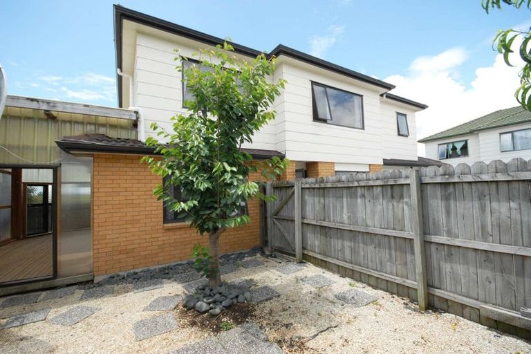 Photo of property in 24 Lolim Place, Favona, Auckland, 2024