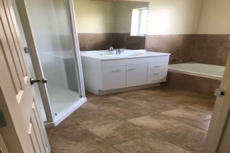 Photo of property in 45 Merlot Drive, Pyes Pa, Tauranga, 3112