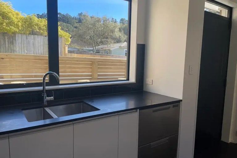 Photo of property in 71 Raukawa Street, Strathmore Park, Wellington, 6022