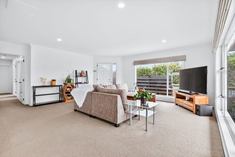 Photo of property in 39 Acacia Bay Road, Nukuhau, Taupo, 3330