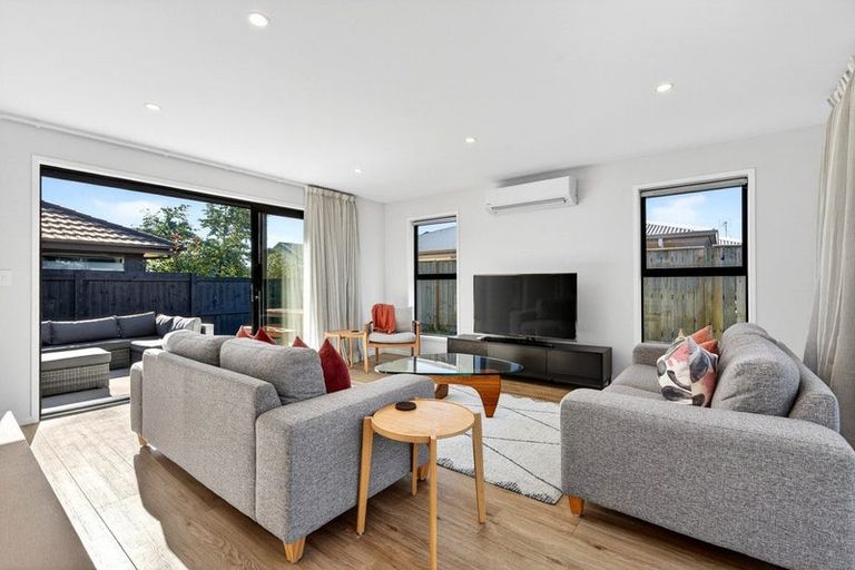 Photo of property in 57 Burgundy Drive, Martinborough, 5711