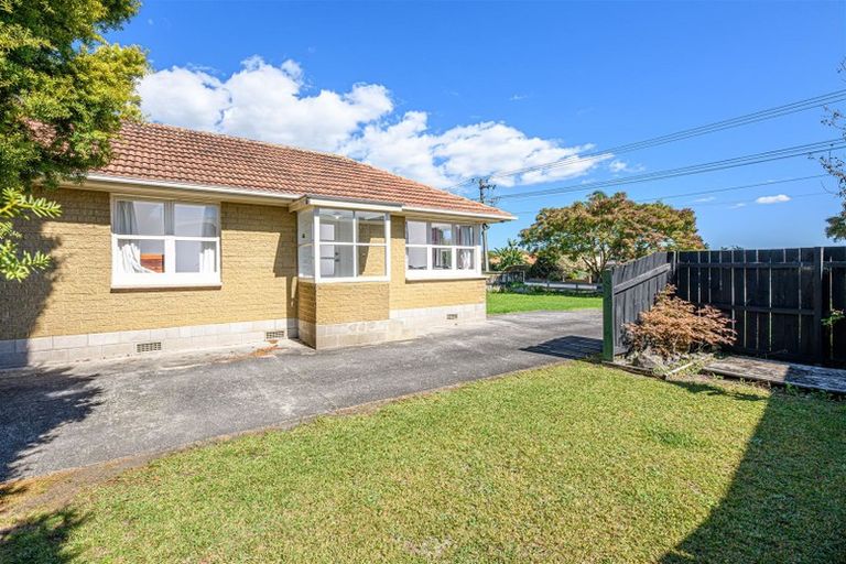 Photo of property in 95 Rathgar Road, Henderson, Auckland, 0610
