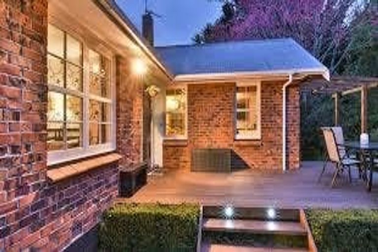 Photo of property in 6 Brough Road, Manurewa East, Auckland, 2102