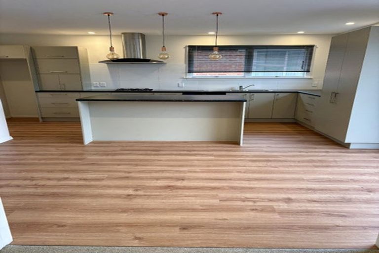 Photo of property in 80 Daniels Road, Redwood, Christchurch, 8051