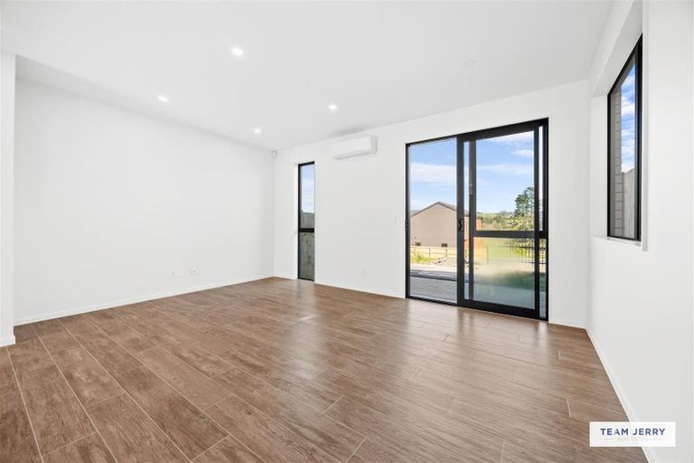 Photo of property in 164 Kerepi Street, Westgate, 0814