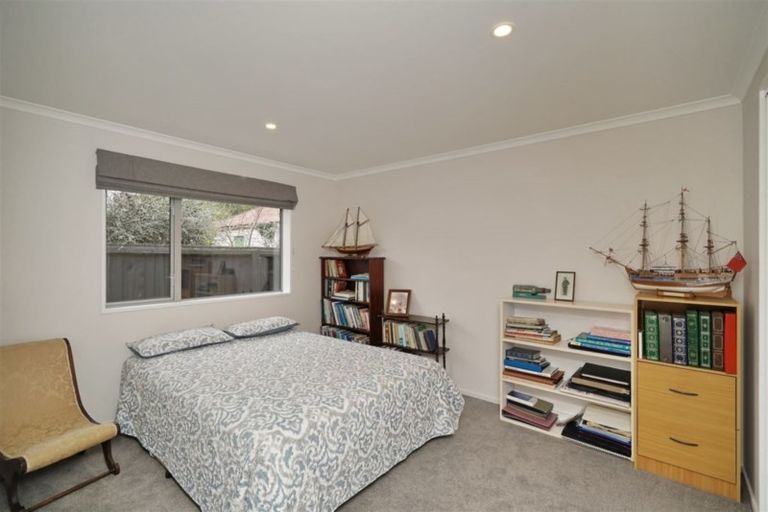 Photo of property in 2/27 Ngaio Street, Saint Martins, Christchurch, 8022