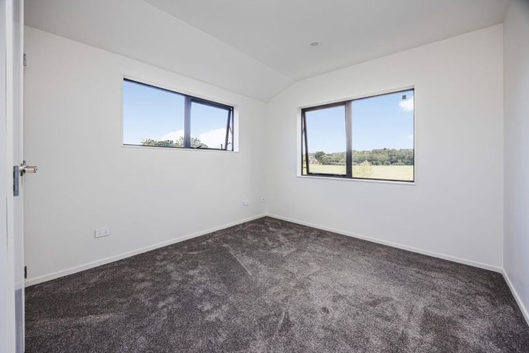 Photo of property in 16e Imrie Avenue, Mangere, Auckland, 2022