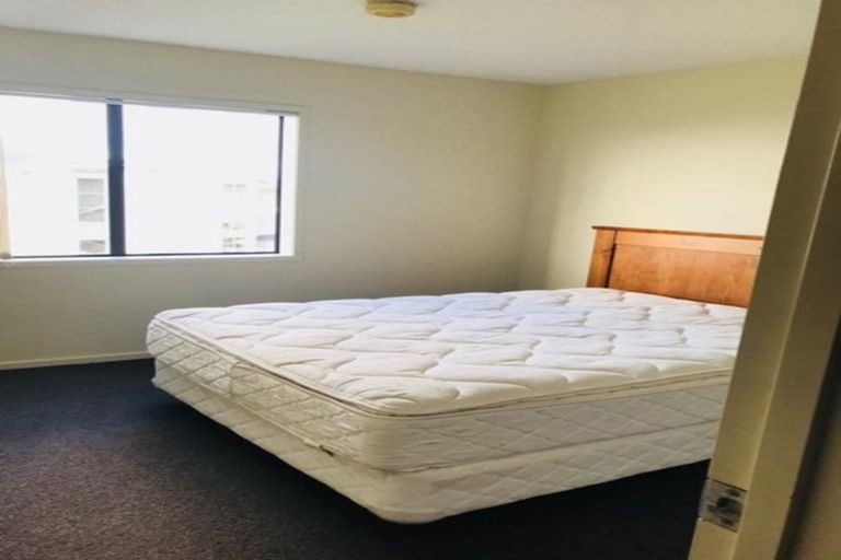 Photo of property in 6l/17 Crown Lynn Place, New Lynn, Auckland, 0600